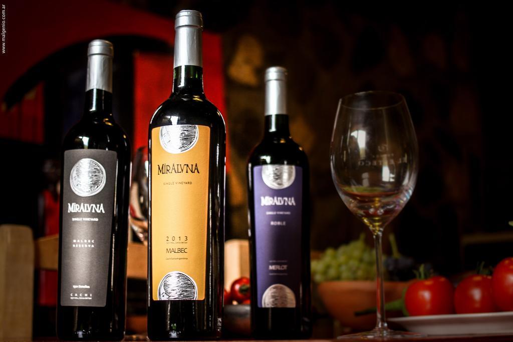 Miraluna Bodega Boutique Cachí Εξωτερικό φωτογραφία
